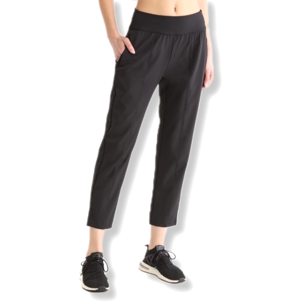 Zella Black Cropped Ankle Pants